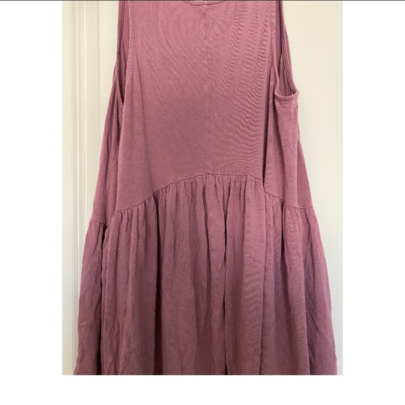 🌻 Forever 21 Tank - Picture 2 of 5